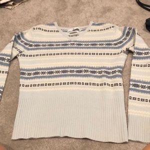 Freshly dry cleaned Tommy Hilfiger women’s M v neck sweater